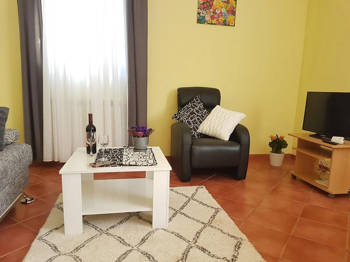 Apartments Ella Rovinj