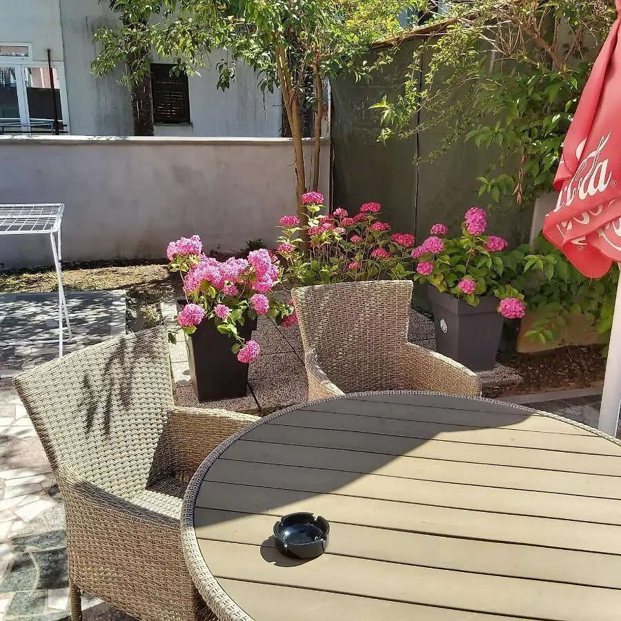 Apartments Ella Rovinj 0*,